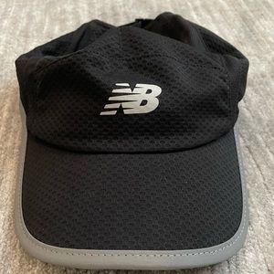 New Balance black running hat